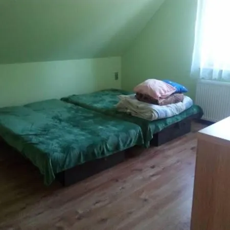 Dom Do Wynajecia Nad Samym Brzegiem Rzeki Brennicy * 布伦纳